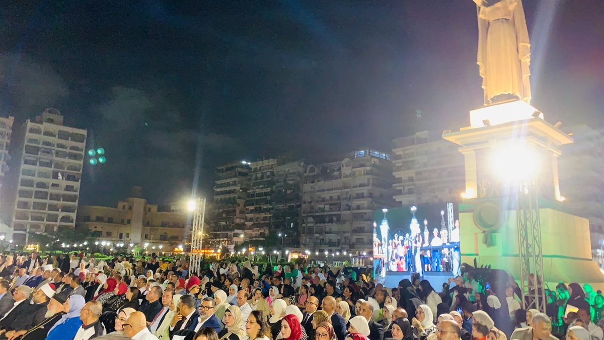 محافظة بورسعيد تحتفل بالطلاب الأوائل