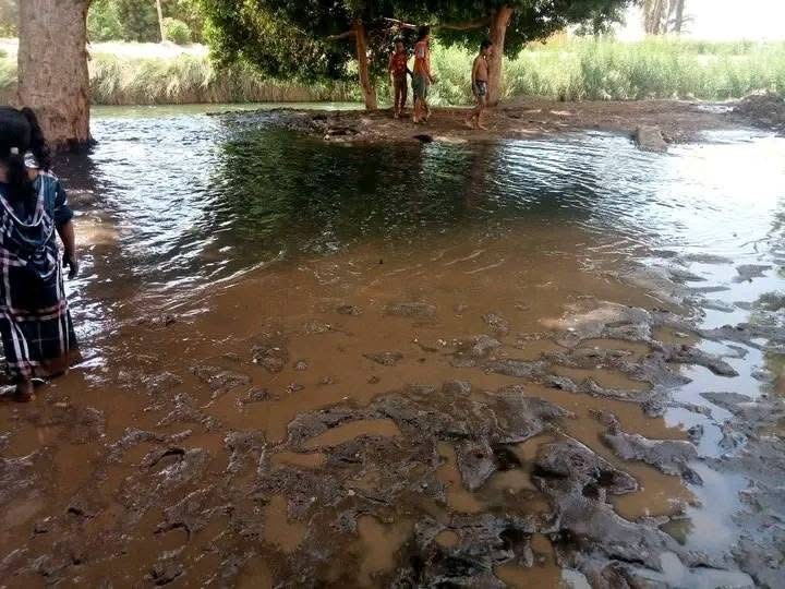 تلف جهاز عروسة لكسر ماسورة صرف بإسنا