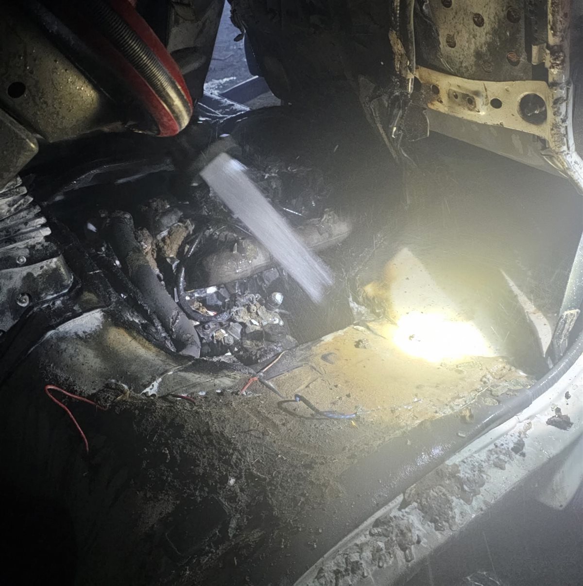 السيطرة على حريق ميكروباص ببورسعيد 