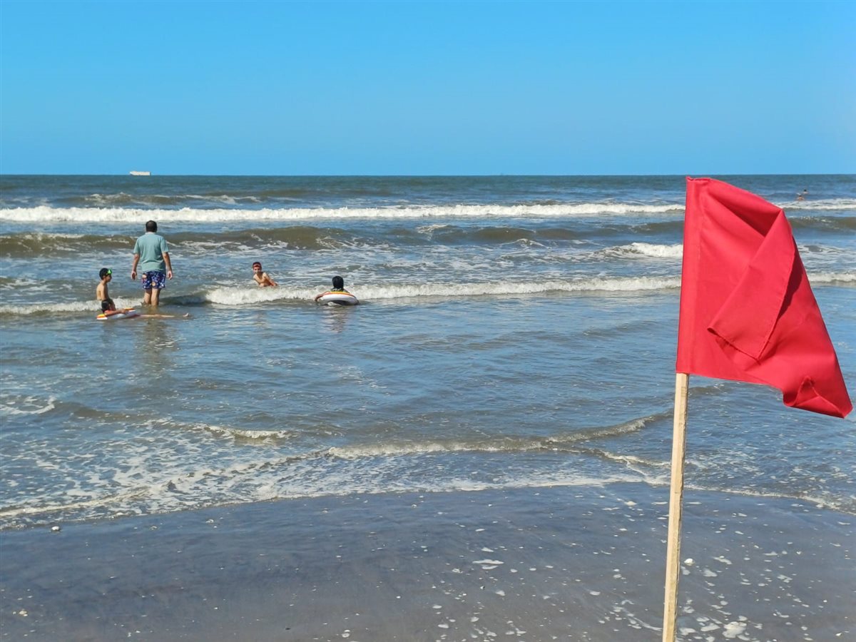 شاطئ بورسعيد 