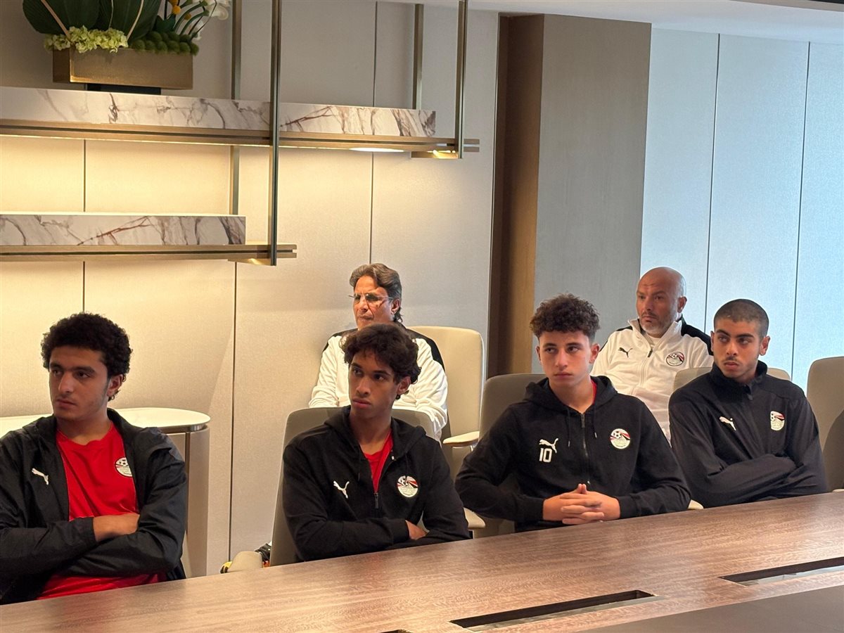 محاضرة للاعبي منتخب الناشئين (3)