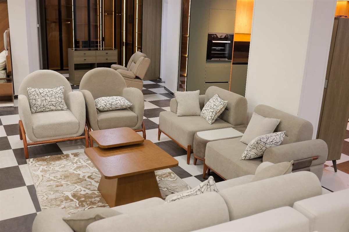 أكاس فيرنتشر