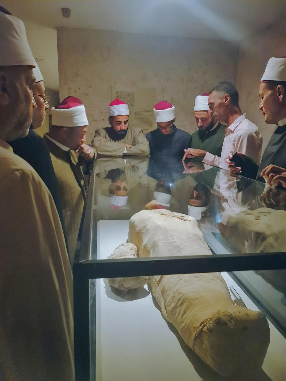 وفد من وزارة الأوقاف يزور متحف آثار شرم الشيخ 