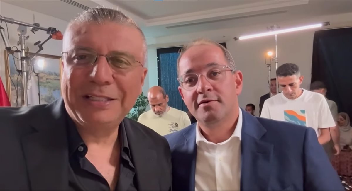 من كواليس تصوير حلقة عمرو الليثي مع وزير المالية