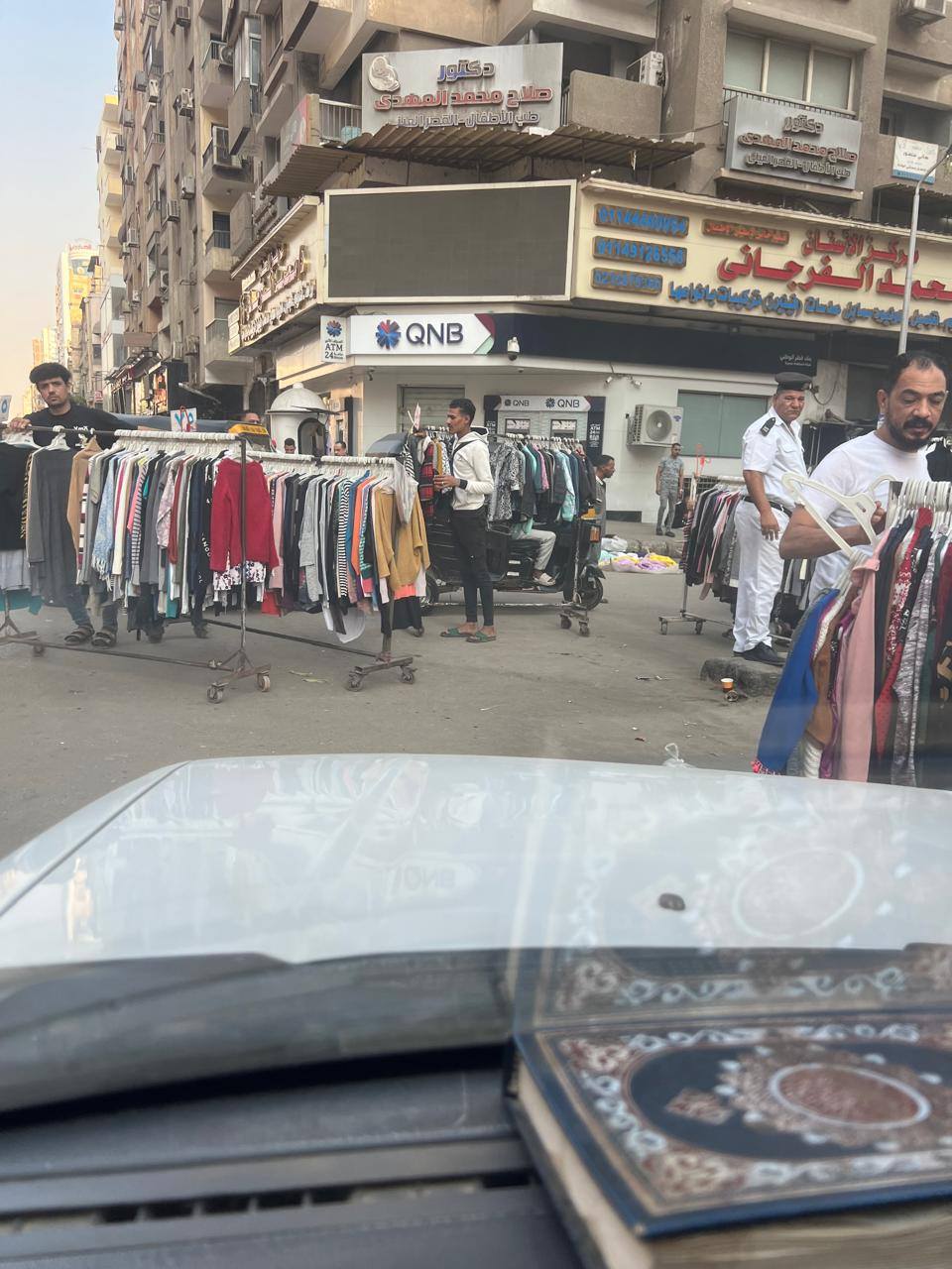 محافظة الجيزة تشنّ حملات لرفع التعديات والإشغالات بشوارع العريش وسهل حمزة بالطالبية