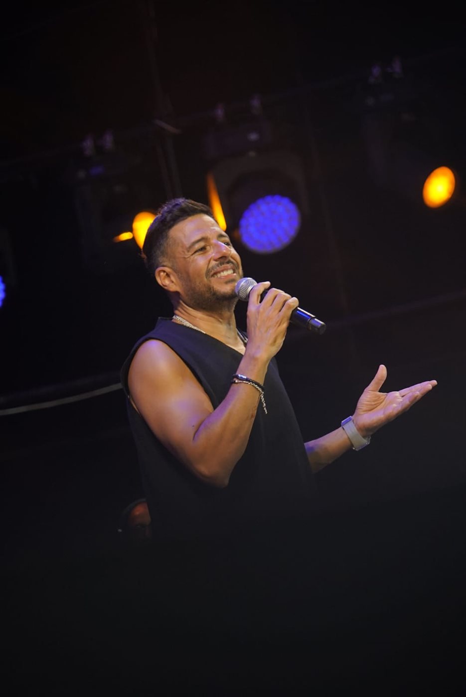 محمد حماقي يشعل مهرجان مراسي 