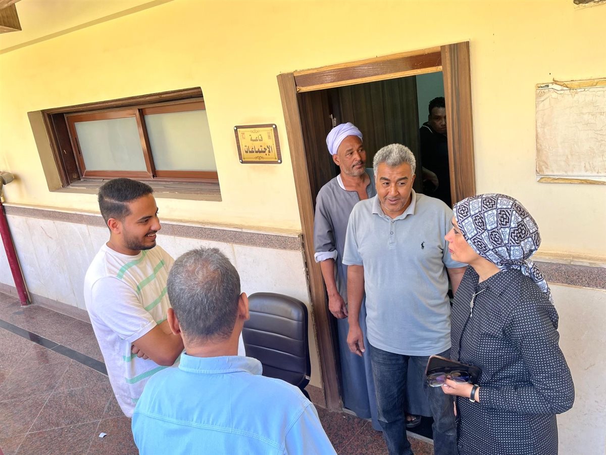 تقديم الطلاب لجامعة الأقصر الأهلية