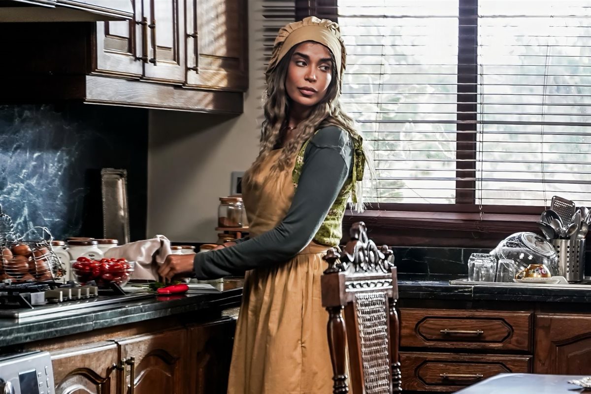 المسلسل المغربي أنا حرة 