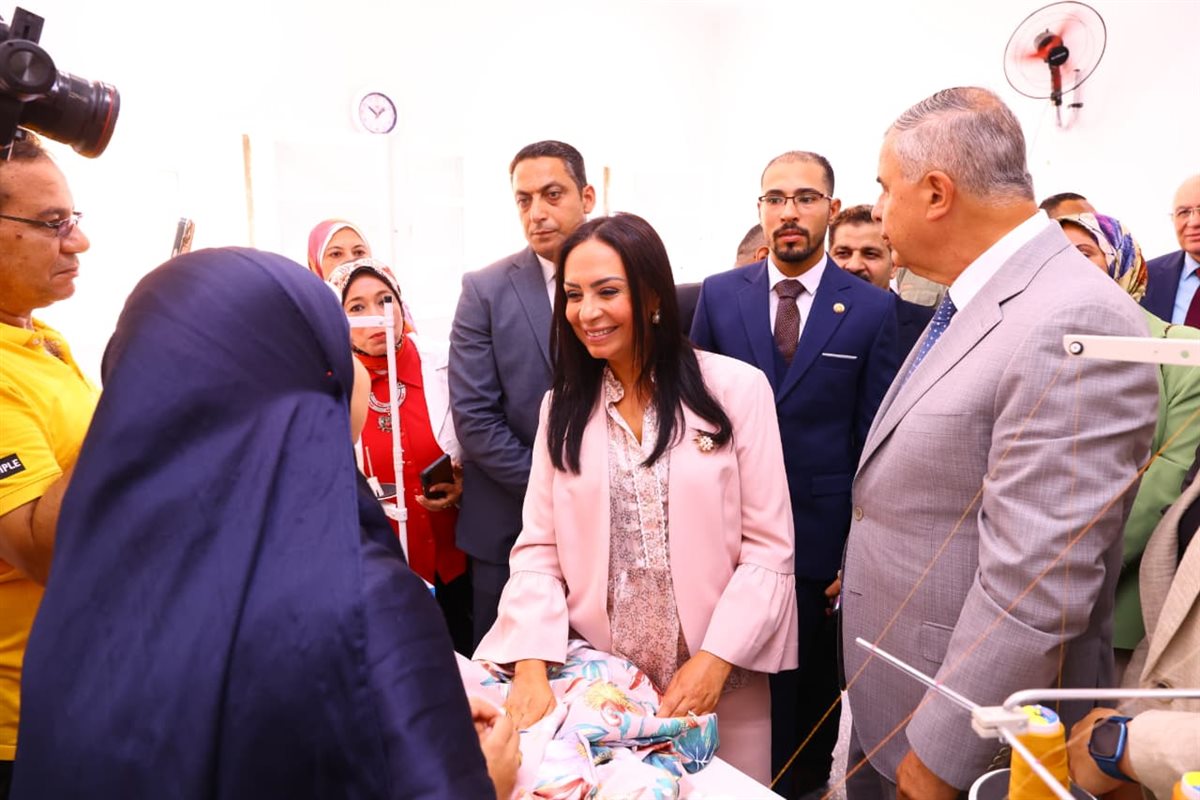 وزيرة التضامن ومحافظ الإسكندرية يفتتحان مركز التأهيل الشامل لذوي الإعاقة ببرج العرب
