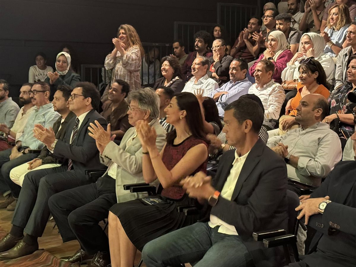  لقطات من حضور وزير الثقافة مسرحية حواديت لـ خالد جلال