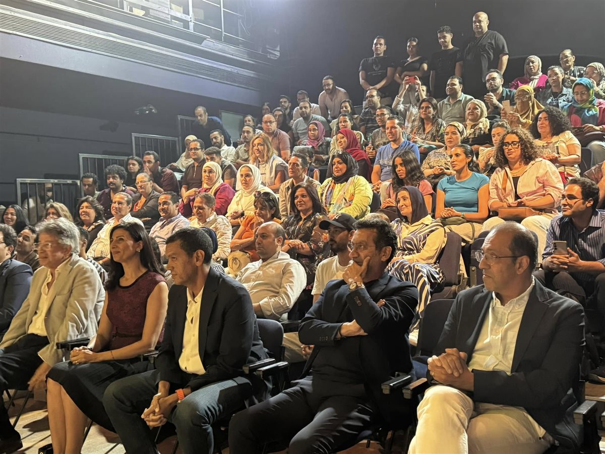  لقطات من حضور مسرحية حواديت لـ خالد جلال