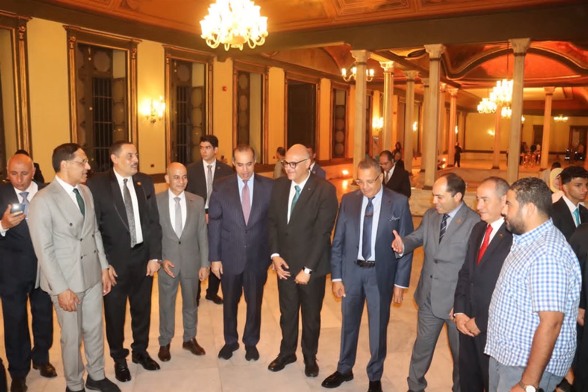 محافظ جنوب سيناء يشارك في الاحتفال 