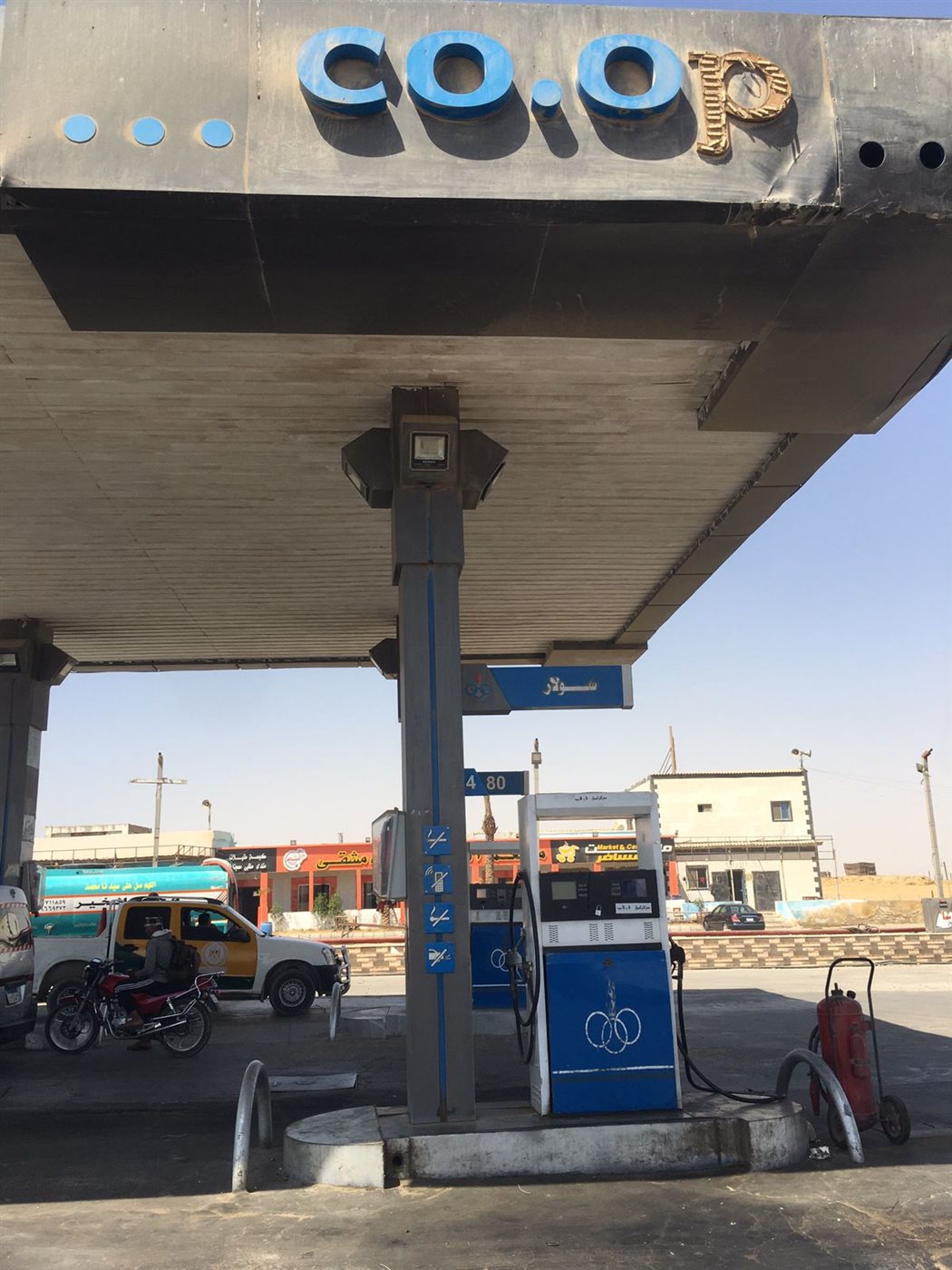 جولة رقابية مفاجئة على محطات تعبئة الغاز بالفيوم