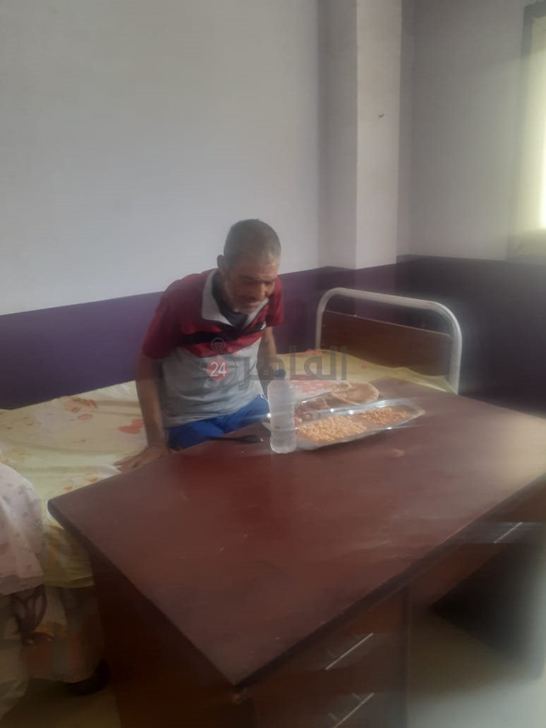 استجابة سريعة من التضامن بالمنوفية لإنقاذ مسن يفترش الطريق بكفر داوود