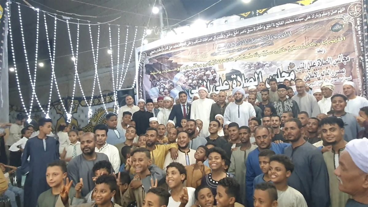 إحتفالات بالمولد النبوي بقرية العضايمة بإسنا