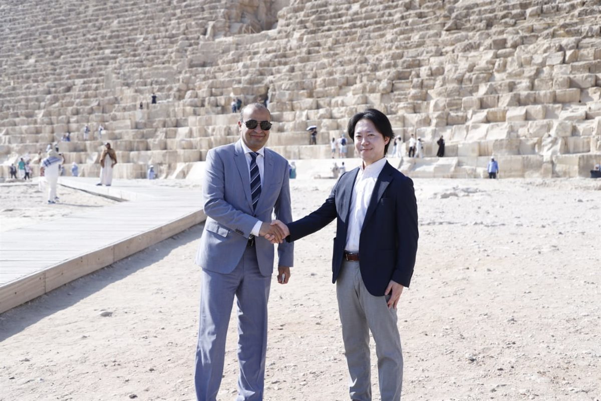  تركيب أجهزة تنقية الهواء بتقنية البلازما كلاستر داخل هرم الملك خوفو