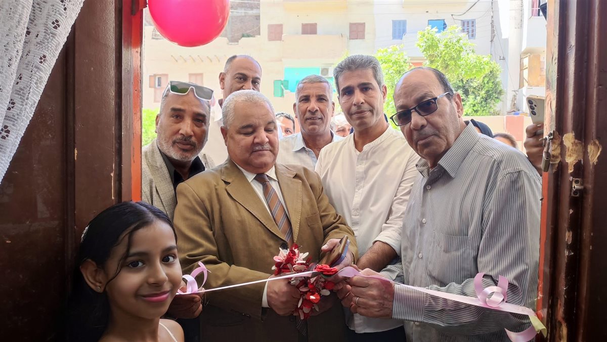 افتتاح منفذ بيع مدرسة الشهيد 