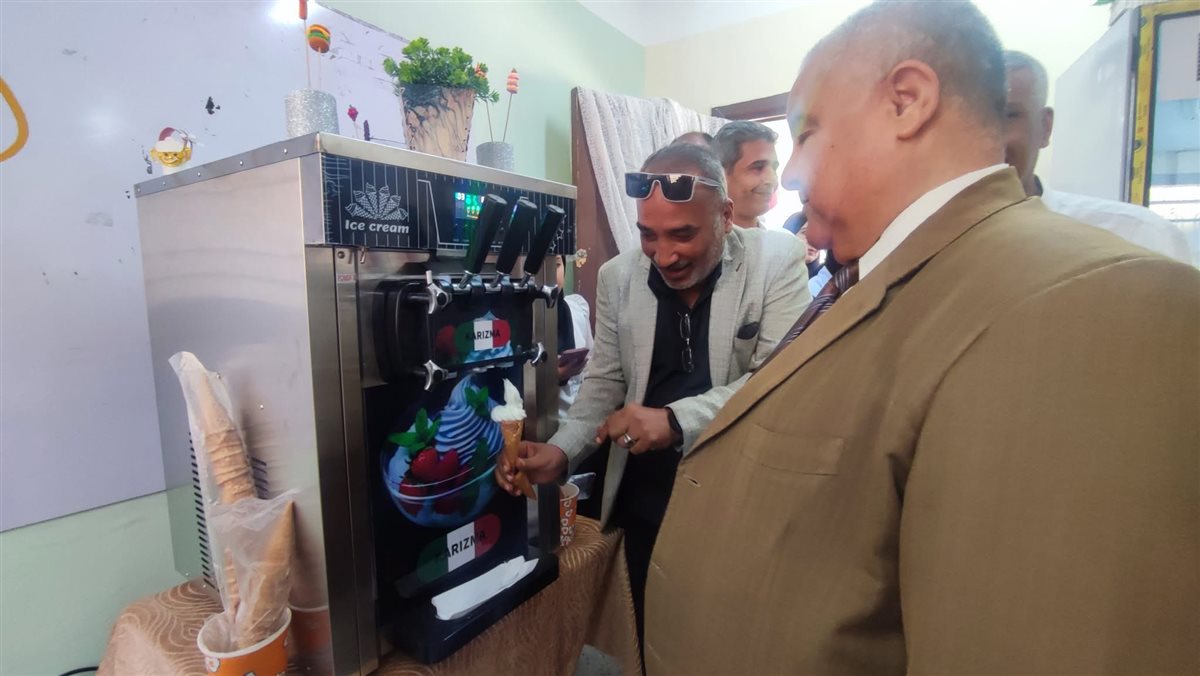 افتتاح منفذ بيع مدرسة الشهيد 