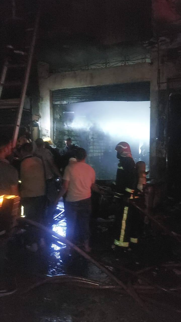 جانب من الحريق