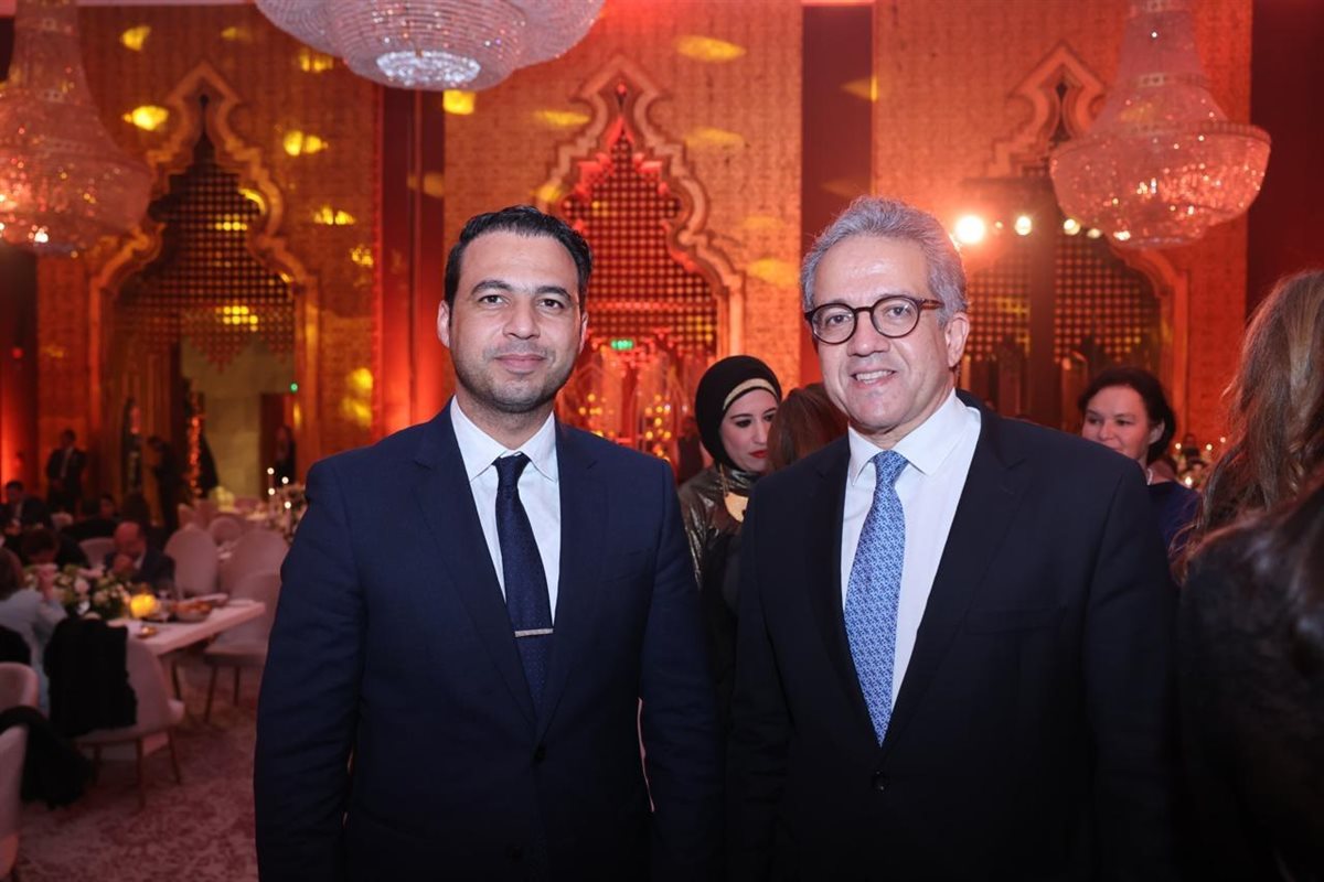 رجل الأعمال علي سالم والدكتور خالد العناني 