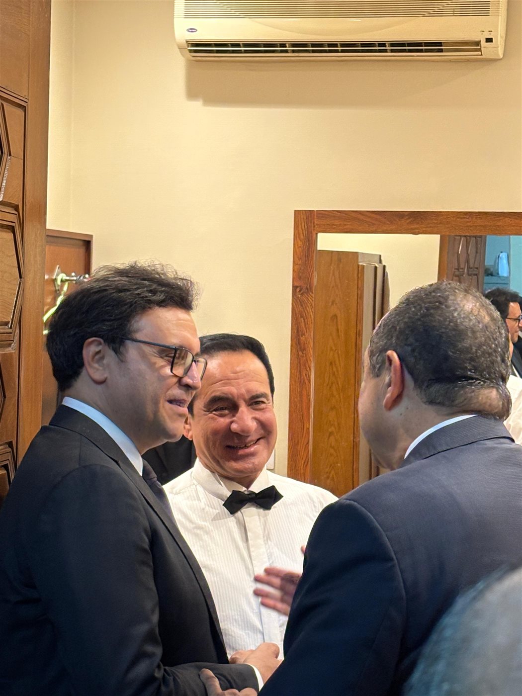 المطرب محمد ثروت رفقة وزير الثقافة