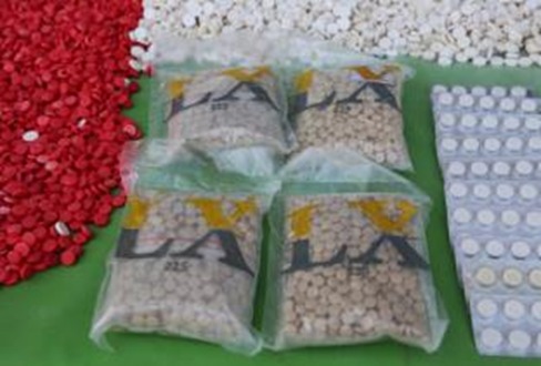 القبض على 3 تجار مخدرات بحوزتهم بضاعة بـ 240 مليون جنيه بالشرقية