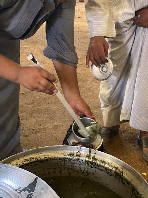 بالملوخية أهالي العقاربة يحتفلون بالمولد النبوي الشريف 