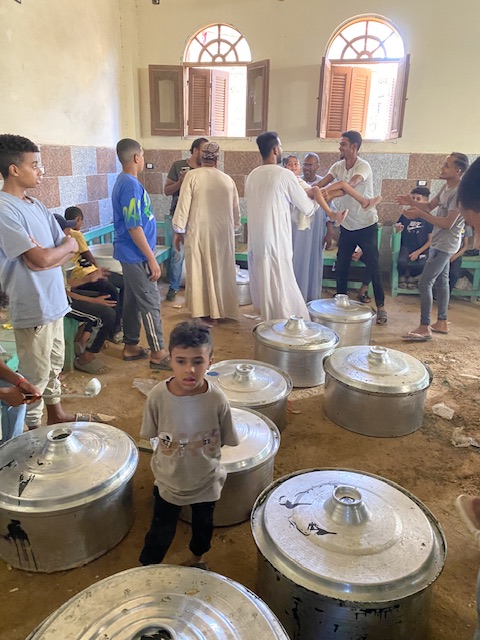 بالملوخية أهالي العقاربة يحتفلون بالمولد النبوي الشريف 