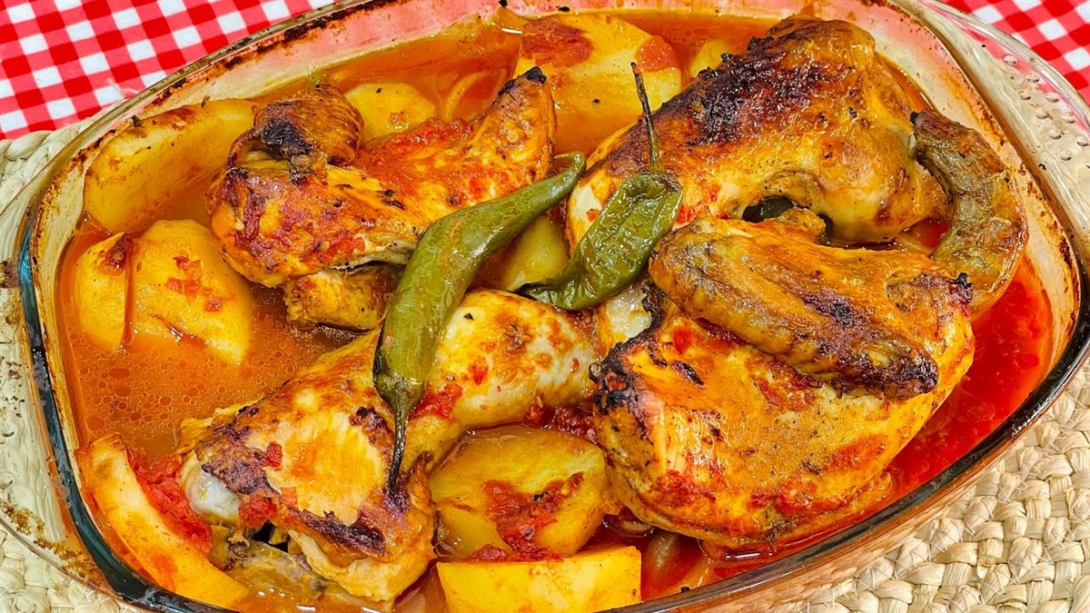 طريقة عمل صينية البطاطس بالفراخ فاطمة أبو حاتي