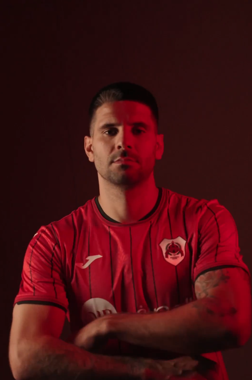 رسميًا.. نادي الريان القطري يعلن ضم المهاجم الصربي ألكسندر ميتروفيتش