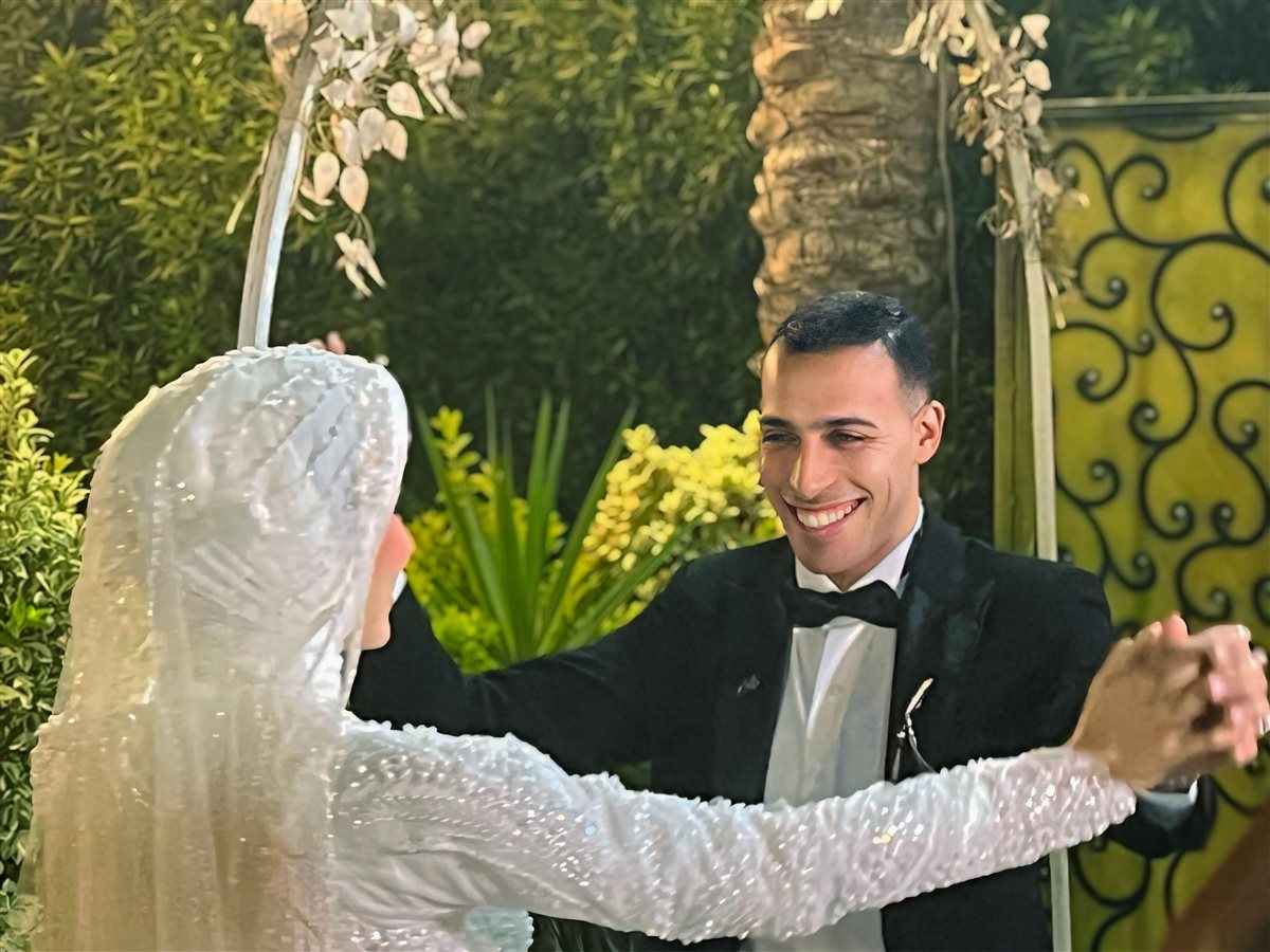 القاهرة 24 يهنئ الزميل عمرو الخولي بمناسبة حفل زفافه