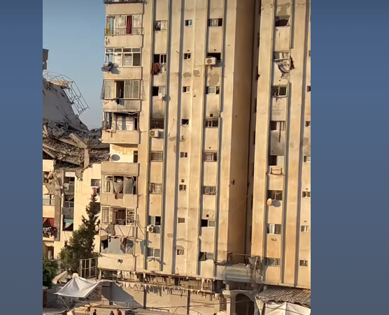 إخلاء برج مكة بغزة تمهيدًا لقصفه بعد ساعات من تدمير برج آخر