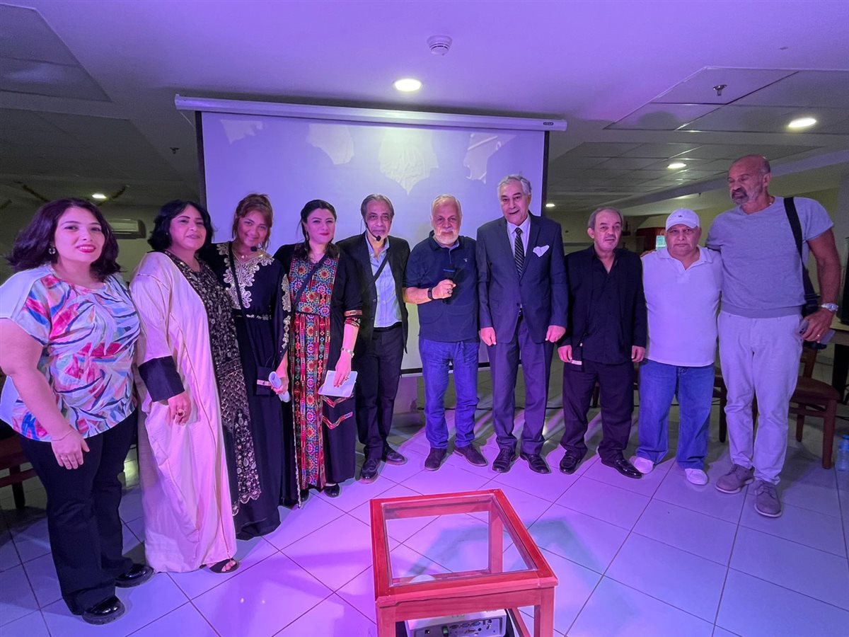 نقابة المهن التمثيلية برعاية أشرف زكي تنظم احتفالية إنسانية بدار كبار الفنانين<br> 