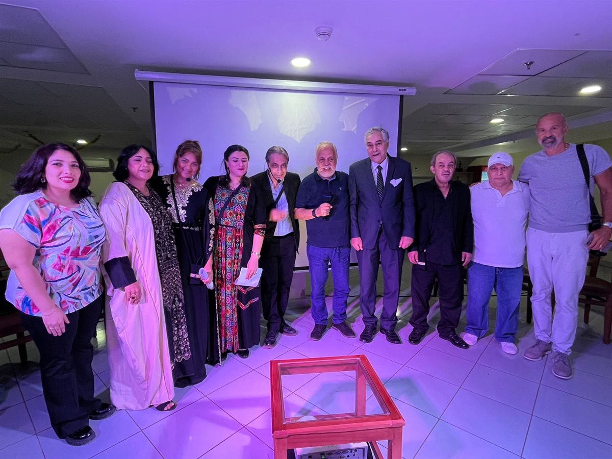 نقابة المهن التمثيلية برعاية أشرف زكي تنظم احتفالية إنسانية بدار كبار الفنانين<br> 