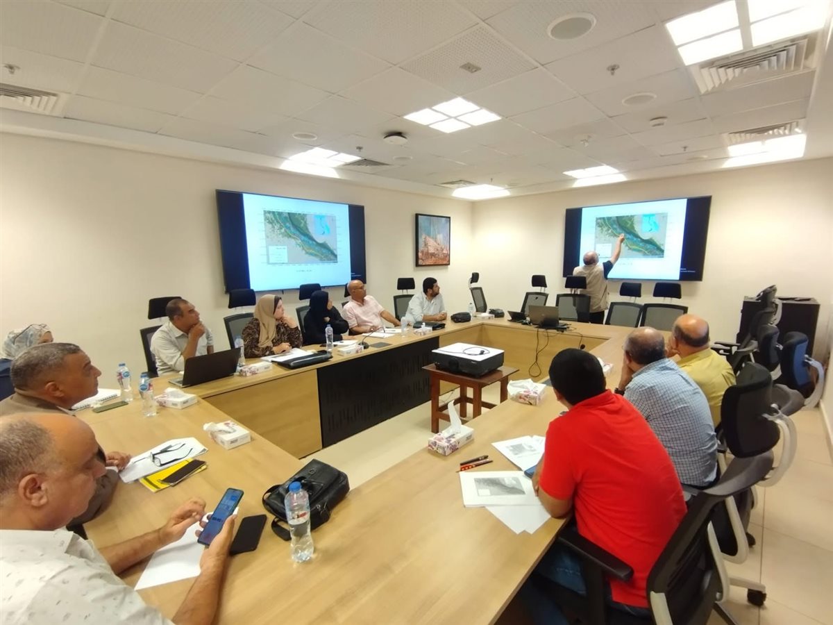 اجتماع لمناقشة علاج المياه الجوفية بإستا جنوب الأقصر 
