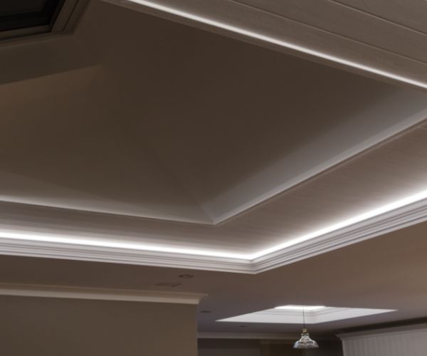 صور إضاءة مودرن تخلي بيتك أوسع