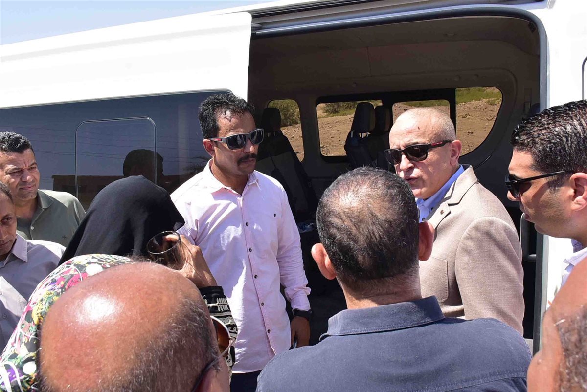 محافظ الأقصر وجولة في إسنا