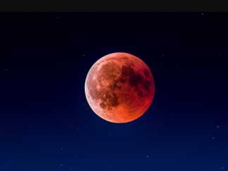 موعد وأحكام صلاة خسوف القمر