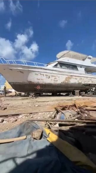 صيادو الإسكندرية يستغيثون بعد إزالة ورش صيانة ميناء قايتباي 