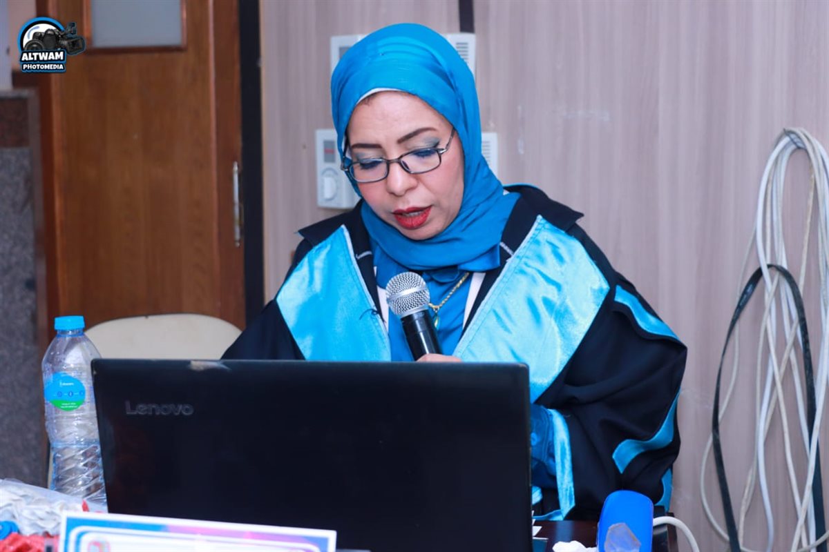 الباحثة هناء خليل تحصل على الدكتوراه