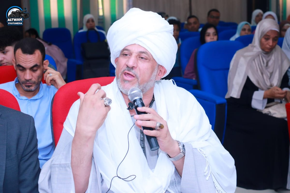 الباحثة هناء خليل تحصل على الدكتوراه