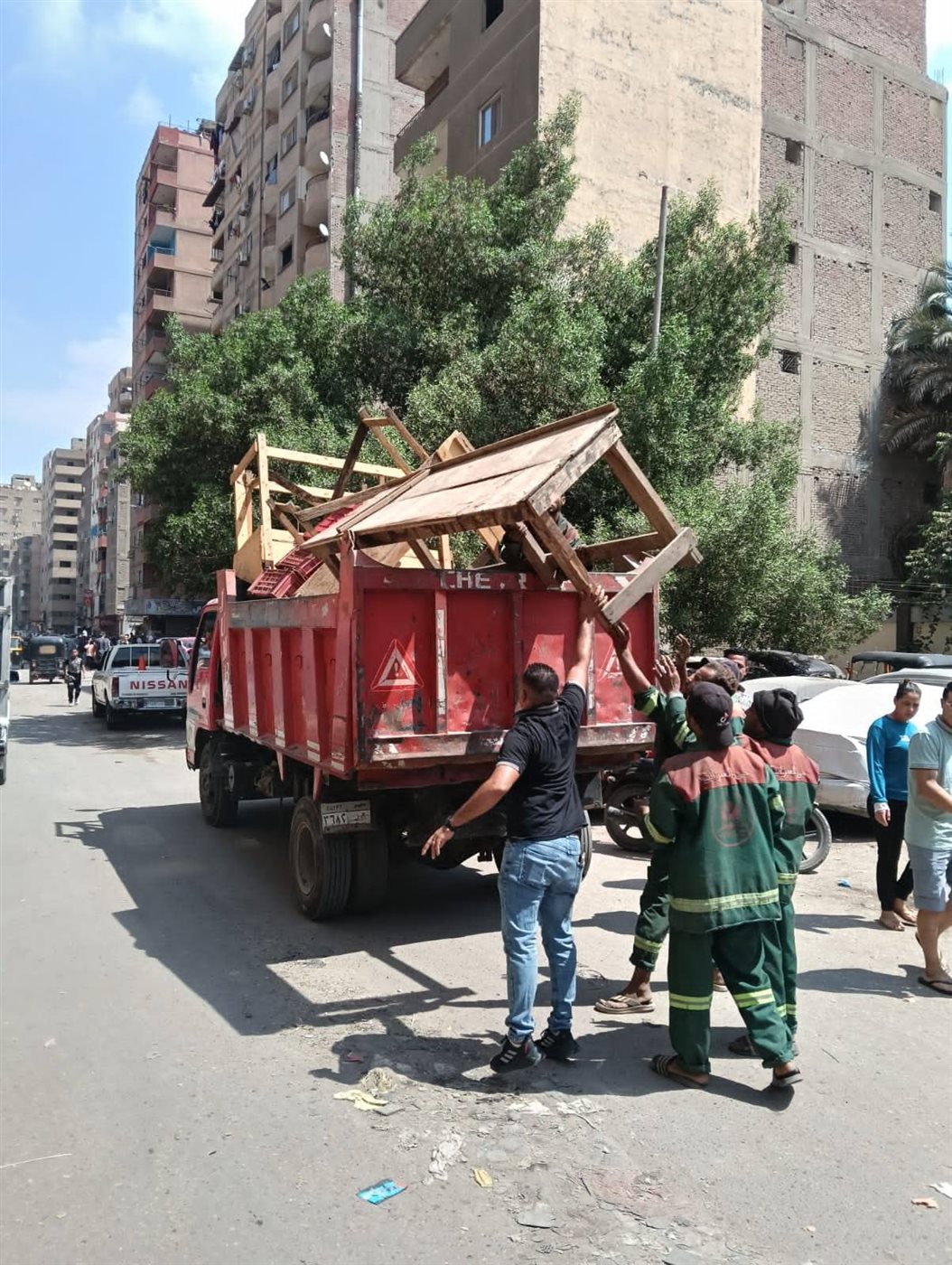  رفع 450 حالة إشغال من شارع مستشفى الصدر بالعمرانية