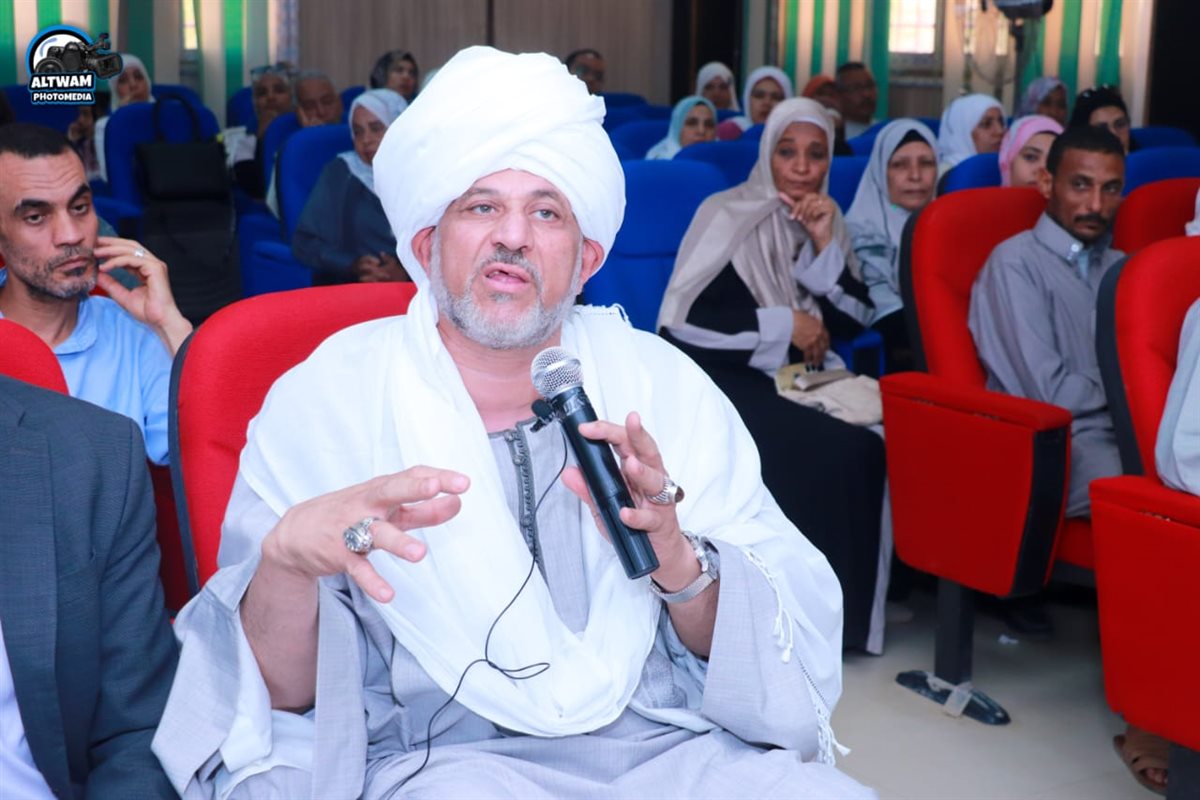 الباحثة هناء خليل تحصل على الدكتوراه