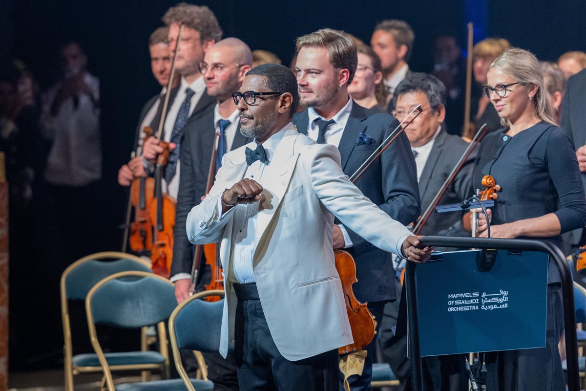 حفل هاني فرحات في قصر فرساي