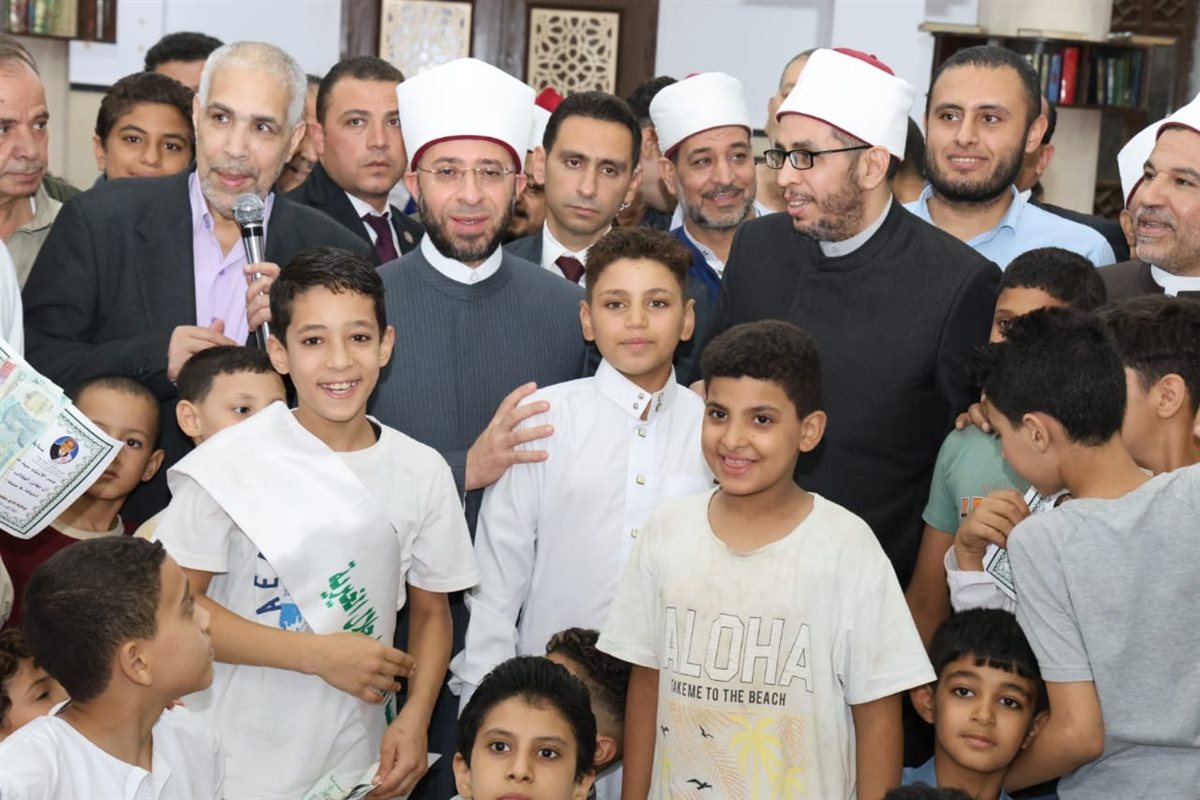وزير الأوقاف يشهد احتفالًا لتكريم الأطفال حفظة القرآن بمسجد سيدي إبراهيم المتبولي بالمرج
