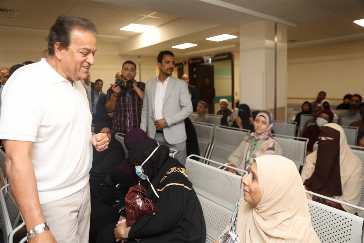 وزير الصحة بمسشفى أورام الأقصر 