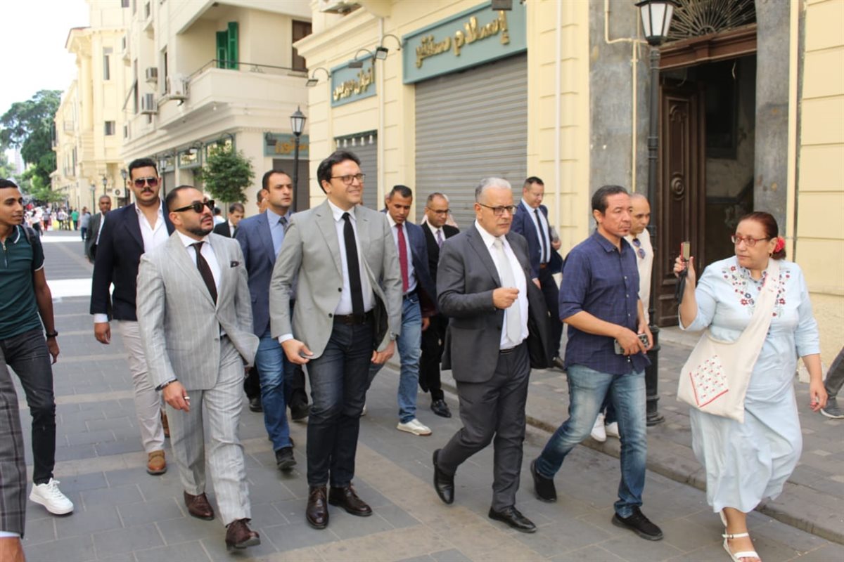 الوزير يتفقد شارع النبي دانيال