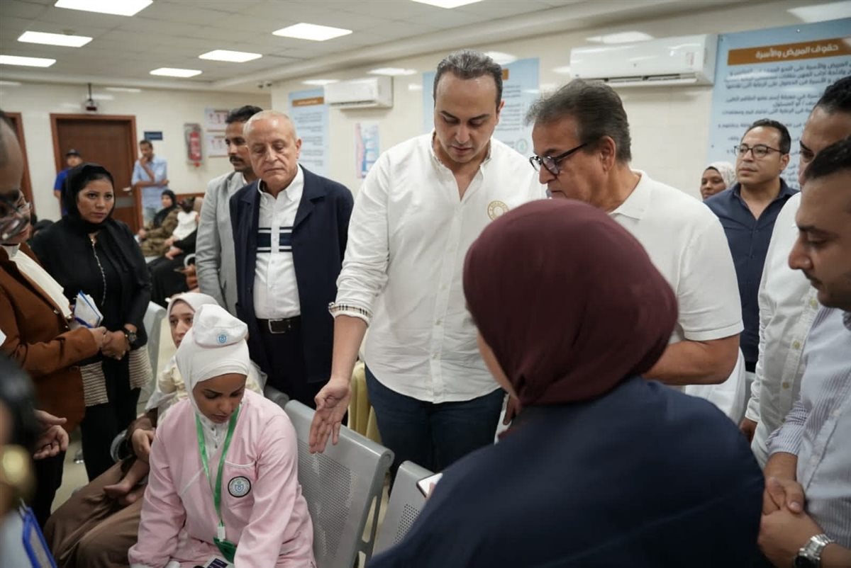 جولة وزير الصحة 