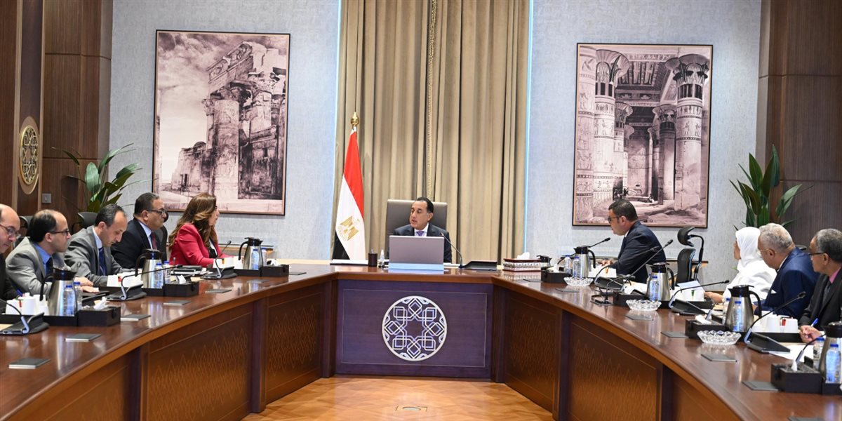 اجتماع رئيس الوزراء 