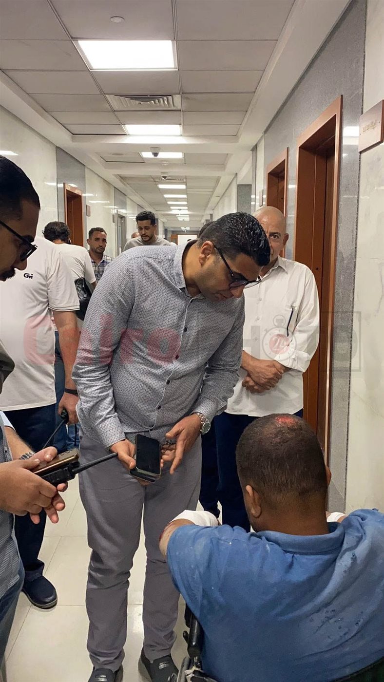 نائب محافظ الأقصر يتفقد المصابين